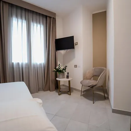Hotel Donatello 3*