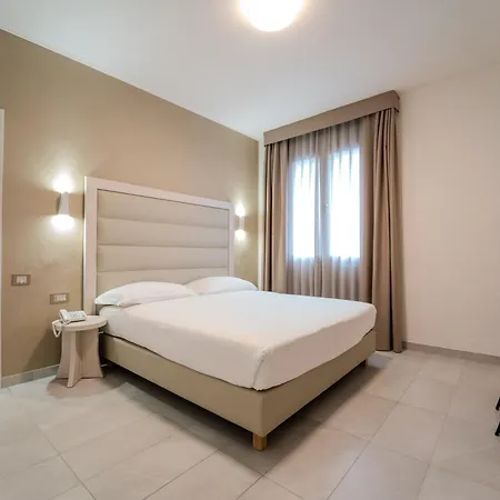 Donatello 3* Модена