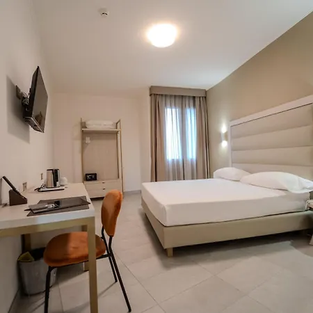 Donatello Модена