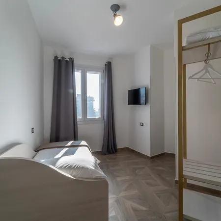 Отель Donatello