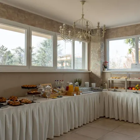 Donatello Отель