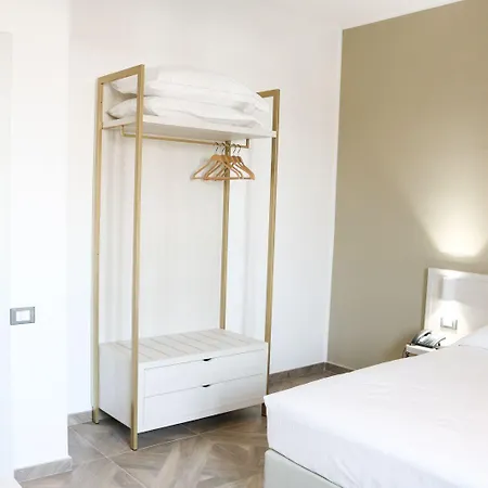 Donatello 3* Modène