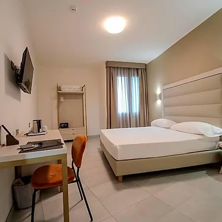 Hotel Donatello 3*